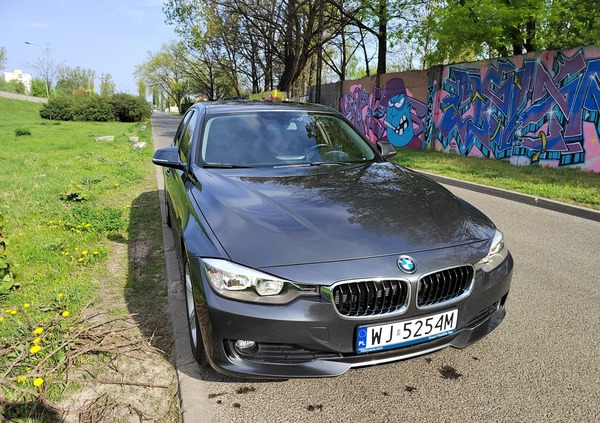 BMW Seria 3 cena 48500 przebieg: 170000, rok produkcji 2015 z Warszawa małe 326